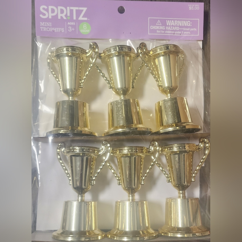 Mini Plastic Trophy 2" Easter egg holder Party Decorations Award 12 Pack